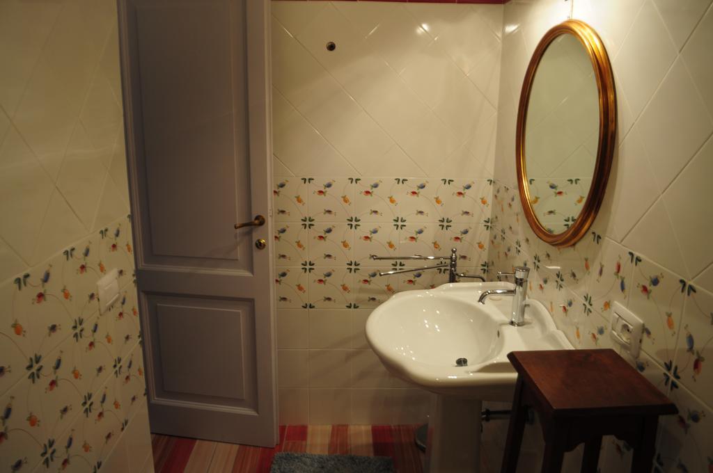 Bed and Breakfast Oberdan Ospitalita' Todi Esterno foto